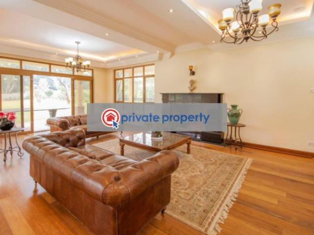 Luxury 5 Bedroom All Ensuite With Dsq And Private Pool