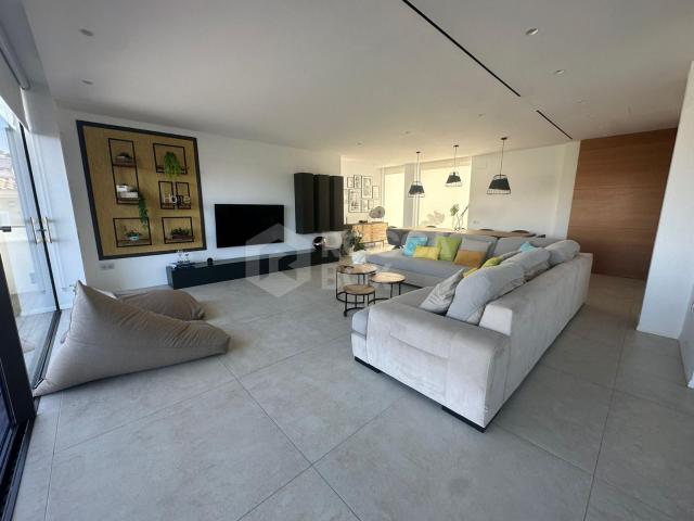 Luxury 5 Bedroom Villa with Private Pool and Stunning Views in Benalmadena