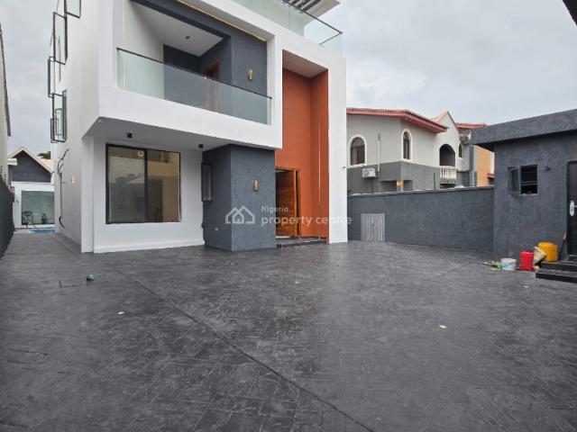 Luxury 5 Bedrooms Smart House