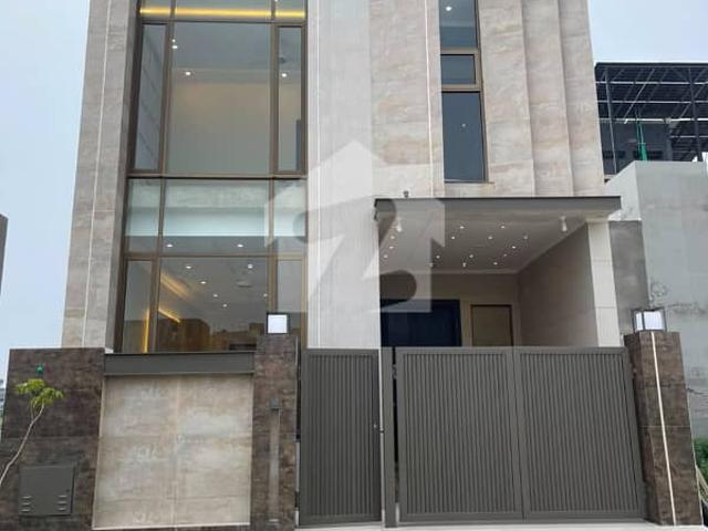 Luxury 5 Marla Brand New House For Sale In Lake City Sector M7 C1