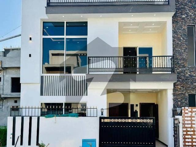 Luxury 5 Marla Double Storey House for Sale | New City Phase 2 Wah | Near Motorway