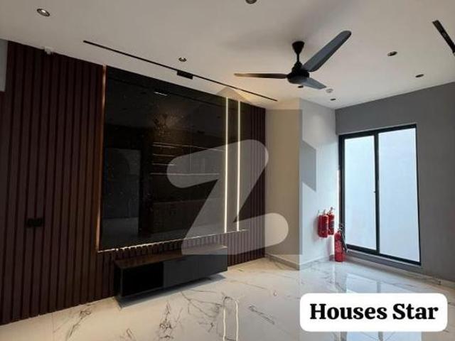 Luxury 5 Marla FullHouse for Rent in Prime Location Top Notch Finishing | Only PKR 95,000 per Month DHA 9 Town