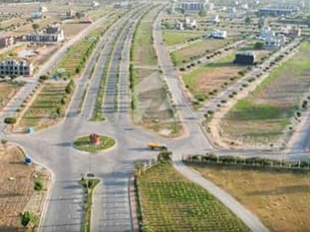 Luxury 5 marla open form plot in prestigious g7 block, bahria orchard lahore