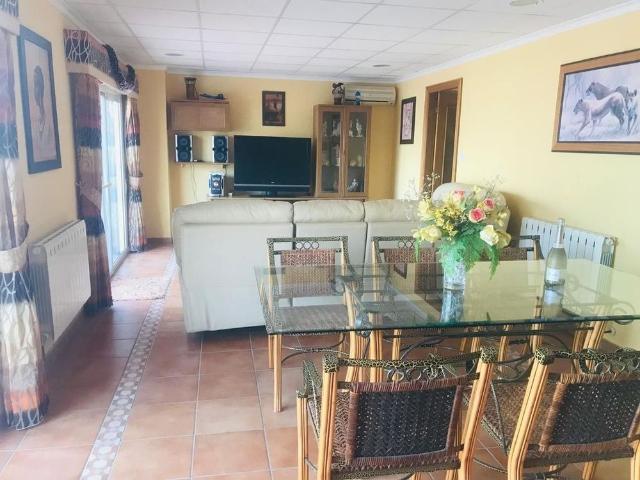 Luxury 5 room Detached House for rent in Santa Pola, Valencia