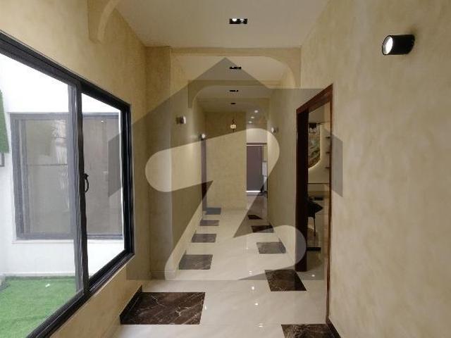 Luxury 6 Bed Purpose Built House | 35x70 | CCTV + Internet | Ready To Move Gulberg Residencia Block F