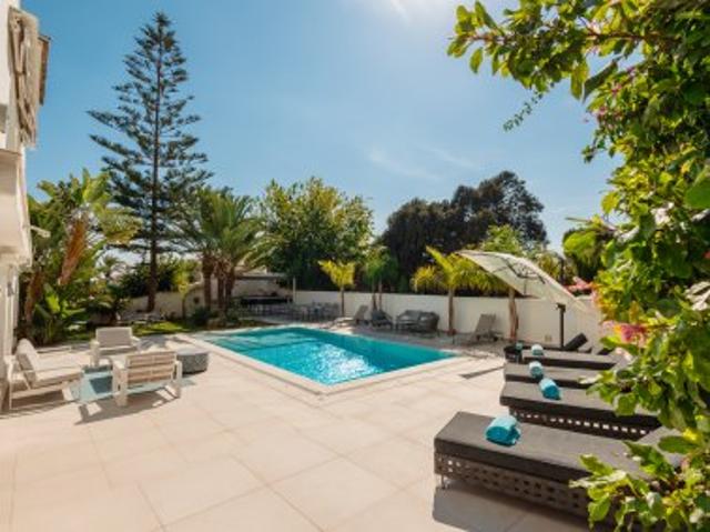 Luxury 6 bedroom duplex villa with private heated pool and sea views in Andasol, Marbella East
