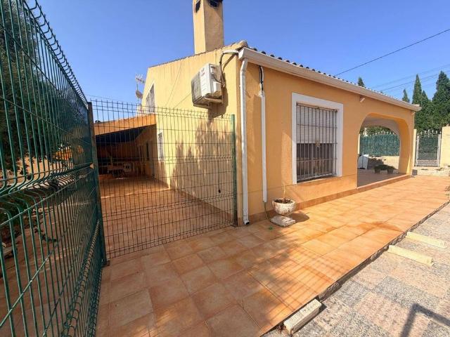 Luxury 6 room Detached House for rent in Matola, Valencia