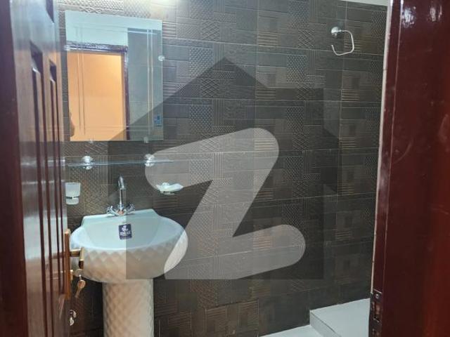 Luxury 8 Marla Double Unit House for Sale in Shalley Valley