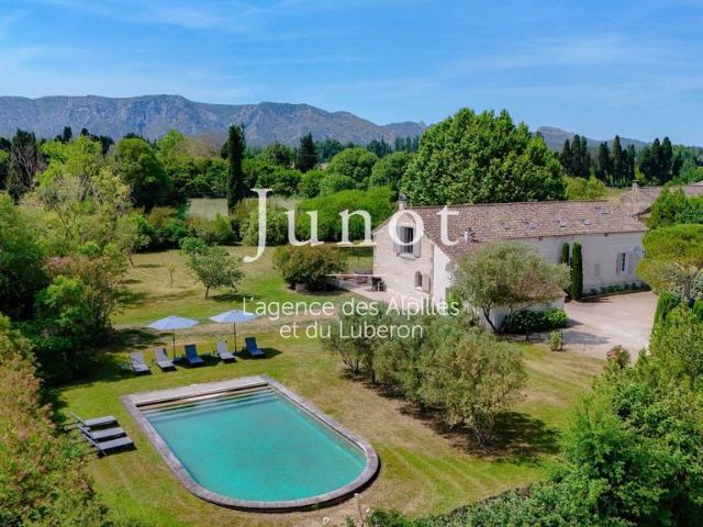 Luxury 9 pièces Farmhouse en location Saint Rémy de Provence, Provence Alpes Côte d'Azur