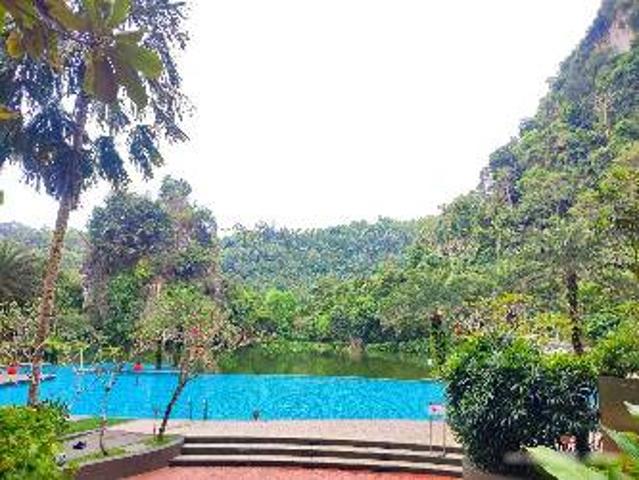 Luxury Condominium, Intermediate