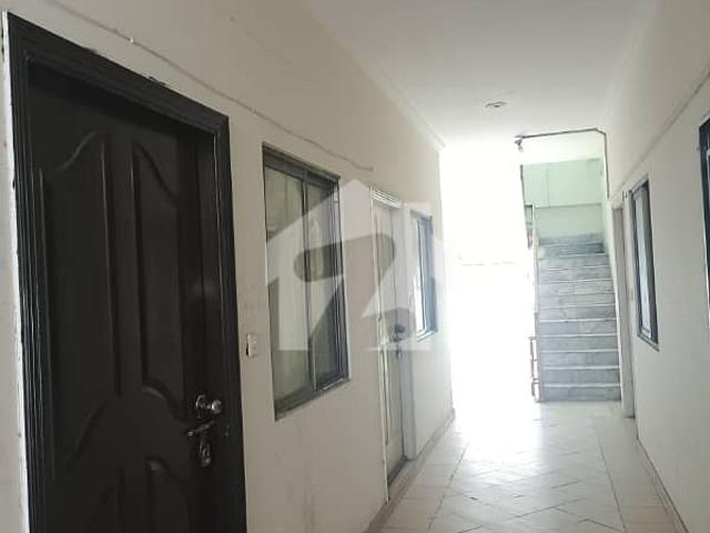 Luxury Corner Apartment For Rent