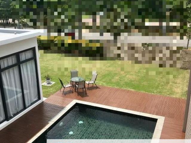 Luxury Corner Bungalow with Pool @ East Ledang | RM5.2M