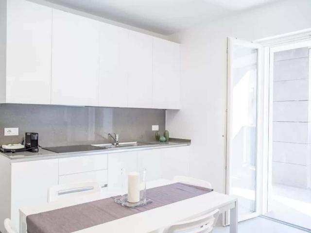 Luxury apt in Moscova Gym+parking+private office