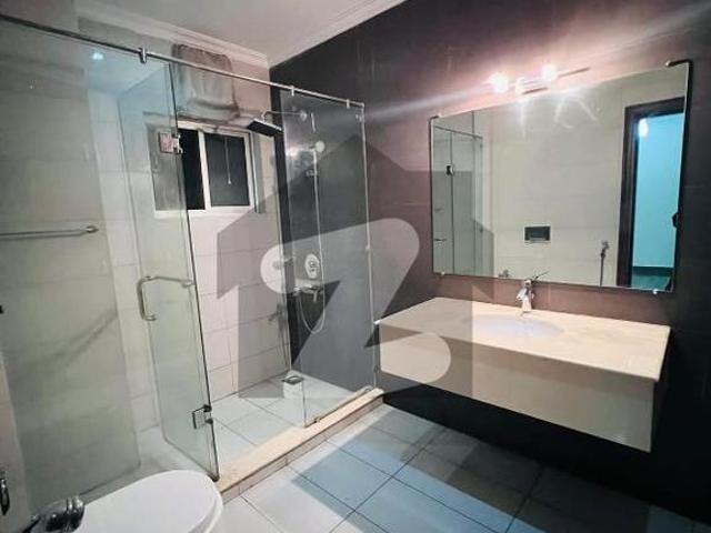 Luxury Apartment Available For Rent. Bahria Square Commercial