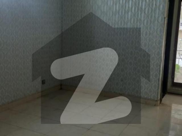 Luxury apartment available for rent on prime location facing park view dha phase 8 ex air avenue