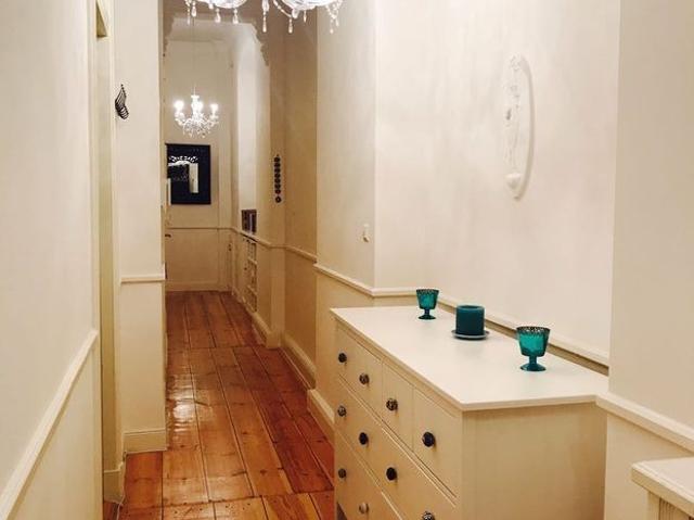 Luxury apartment behind the KaDeWe with upscale appointments