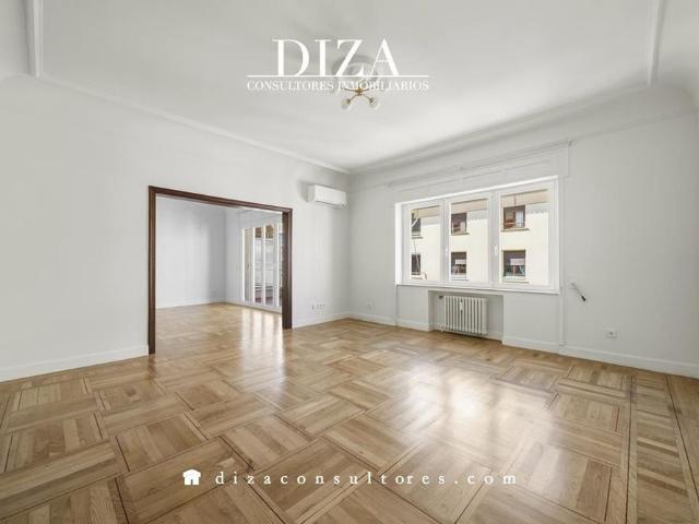 Luxury Apartment for rent in Madrid, Spain