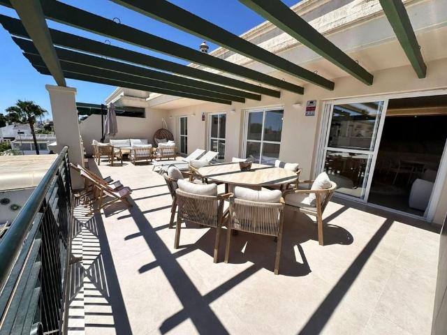 Luxury Apartment for rent in Nueva Andalucia, Andalusia