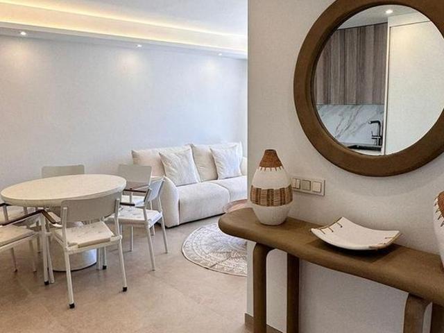 Luxury Apartment for rent in Nueva Andalucia, Andalusia
