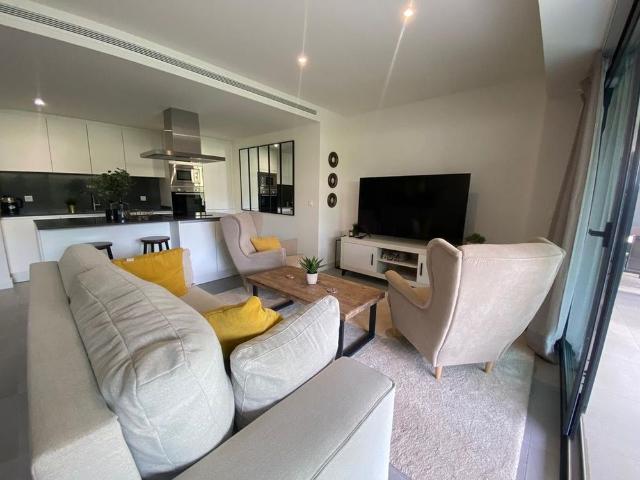 Luxury Apartment for rent in Estepona, Andalusia