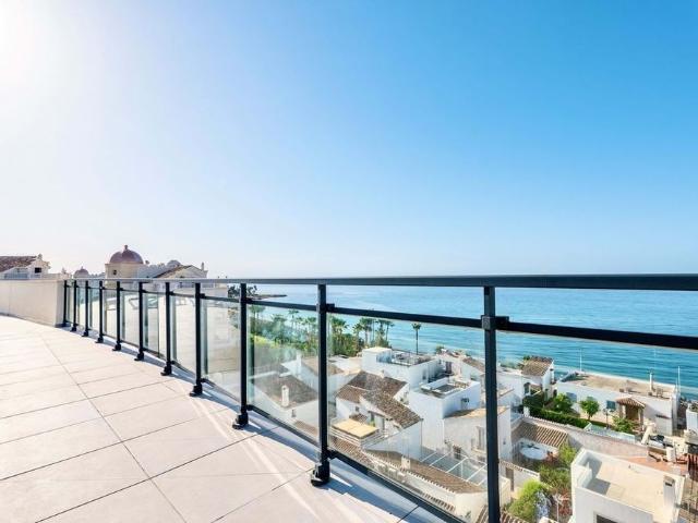 Luxury Apartment for rent in Estepona, Andalusia