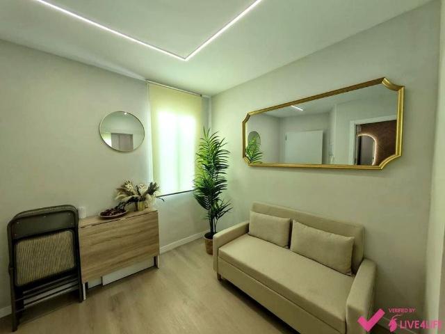 Luxury Apartment for rent in Seville, Andalusia