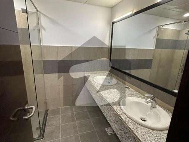 Luxury Apartment for Rent Pearl Tower, Emaar Oceanfront Emaar Pearl Towers