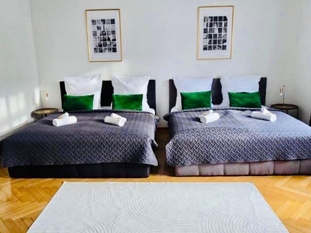Luxury Apartment in nice Location, Erfurt Amsterdam Apartments for Rent