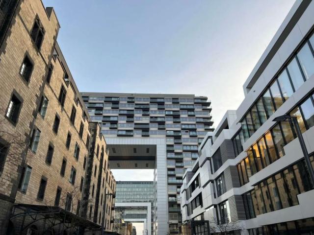 Luxury apartment in city center with view over the Rhein river