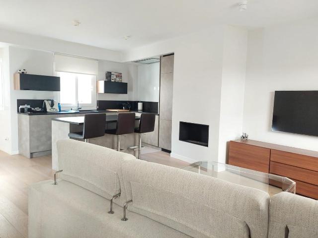 LUXURY APARTMENT IN EXCLUSIVE AREA OF MADRID MA 2203 | RELOCATE MADRID