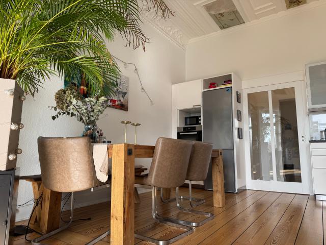 Luxury Apartment with Park View – Fully Furnished Apartment