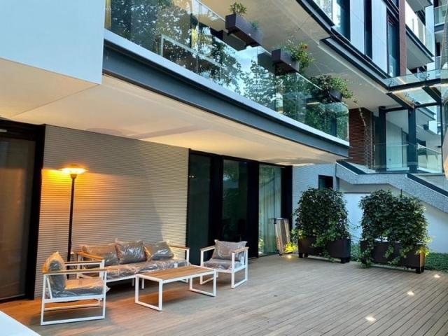 luxury apartment, 4 rooms ​​aviatorilor one charles de gaulle with security
