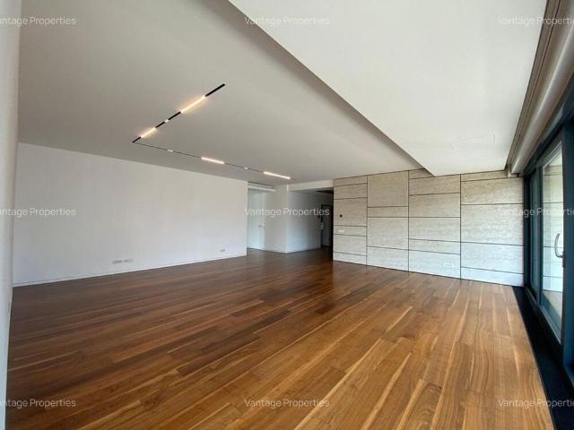 Luxury apartment, 5 rooms, with generous terraces, Aviatorilor area
