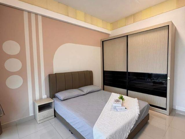 LUXURY BALCONY ROOM @ SEBERANG JAYA