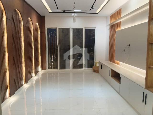Luxury Brand New Flat Available For Rent Block F