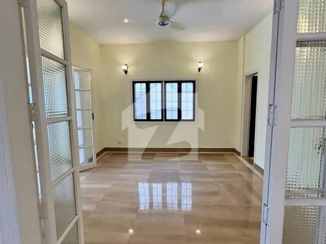 Luxury brand new upper portion