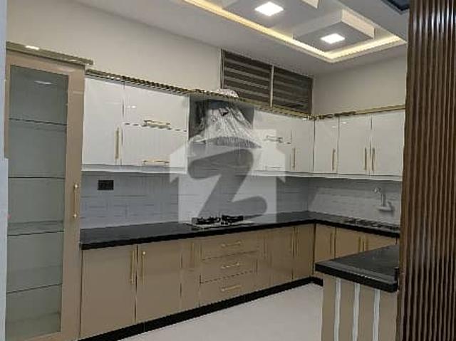 Luxury Brand New 2nd Floor 3 bed dd