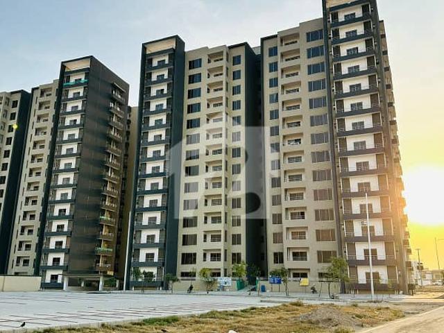 Luxury brand new 4 bed dd apartment for sale in askari 6