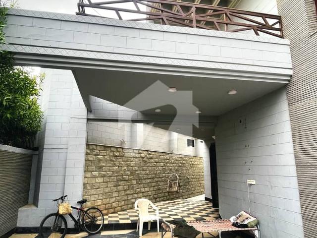Luxury bungalow for rent dha phase 7 prime location