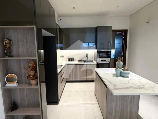 Luxury Bungalow For Sale | 5 Bedrooms | Full Basement | Zulfiqar Street | DHA Phase VIII Karachi