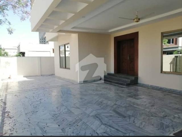 Luxury Double Unit House for Rent DHA Phase 2, Sector F, Near Giga Mall, Islamabad Property Features 5 Spacious Bedrooms TV Lounge Modern Kitchen Elegant Drawing Room Separate Dining Room Car Parking Space Servant Room Lush Green Lawn Gas Installed Rent Demand PKR 300,000/ Per Month 3 Lac Rent is Negotiable Prime Location DHA Phase 2, Sector F, Near Giga Mall, Islamabad