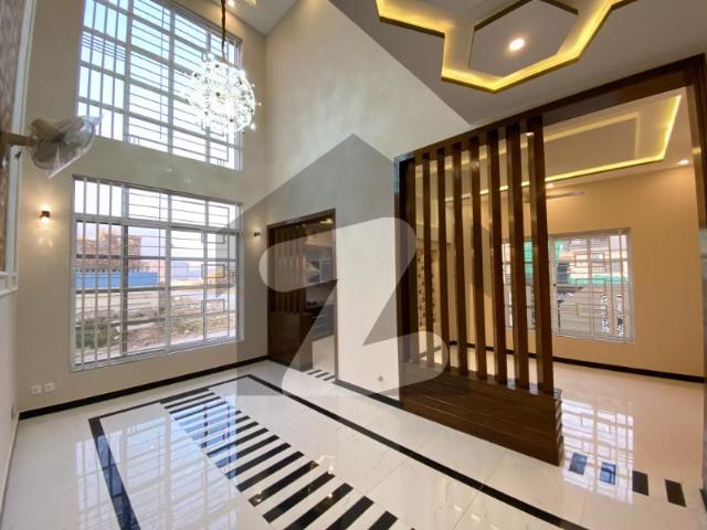 Luxury designer 7 marla corner double heighted ceiling house bahria town phase 8 safari valley