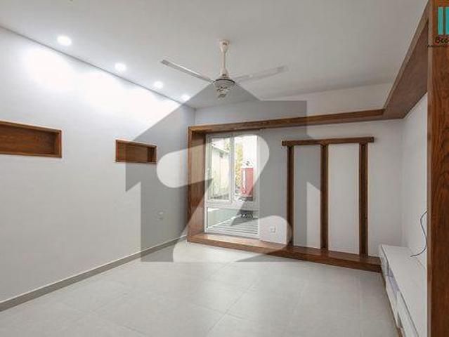 Luxury Executive Mansion in F 6 Islamabad | 5 Independent Units | Premium Location F 6/4