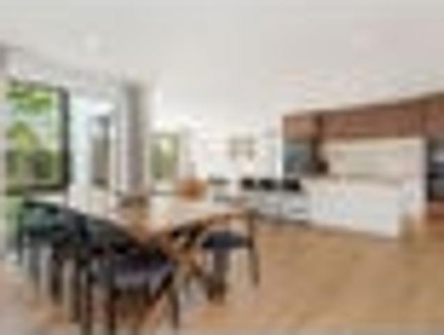 Luxury Family Living, Prime Location