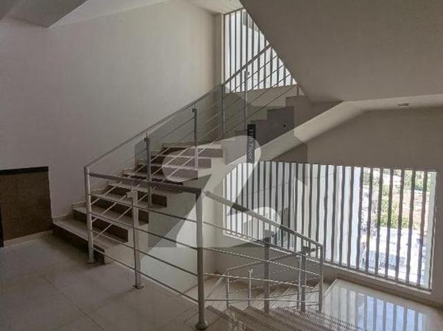 Luxury flat 4 bed dd shaheed millat road
