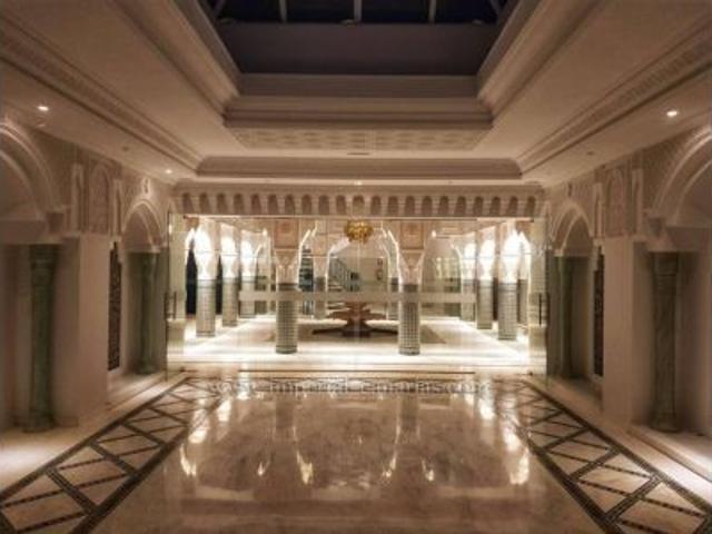 Luxury flat for 2 persons in arabesque style complex with large communal pool and beautiful views