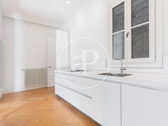Luxury Flat for rent in Barcelona, Spain