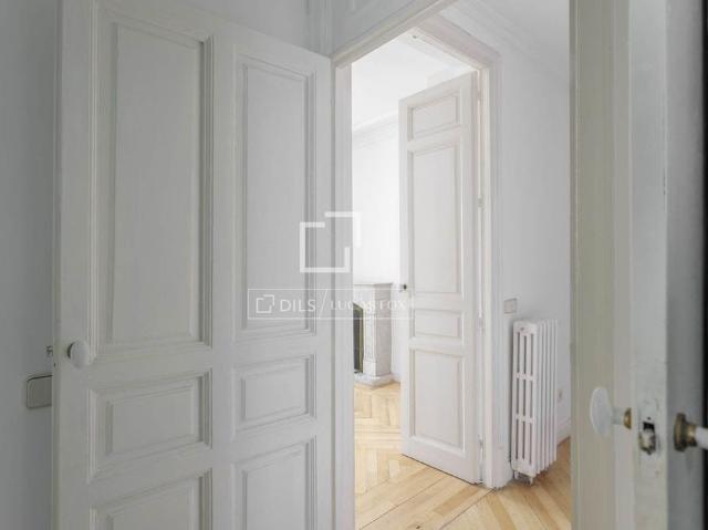 Luxury Flat for rent in Madrid, Spain