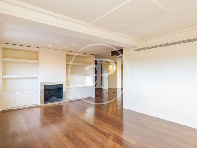 Luxury Flat for rent in Madrid, Spain