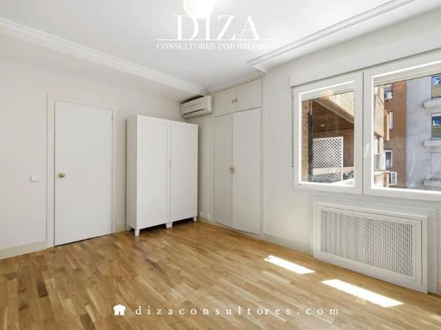 Luxury Flat for rent in Madrid, Spain